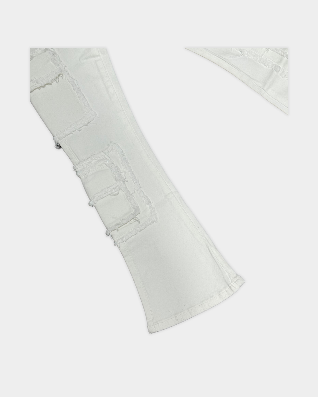 COLDLIES white stacked flare cargo